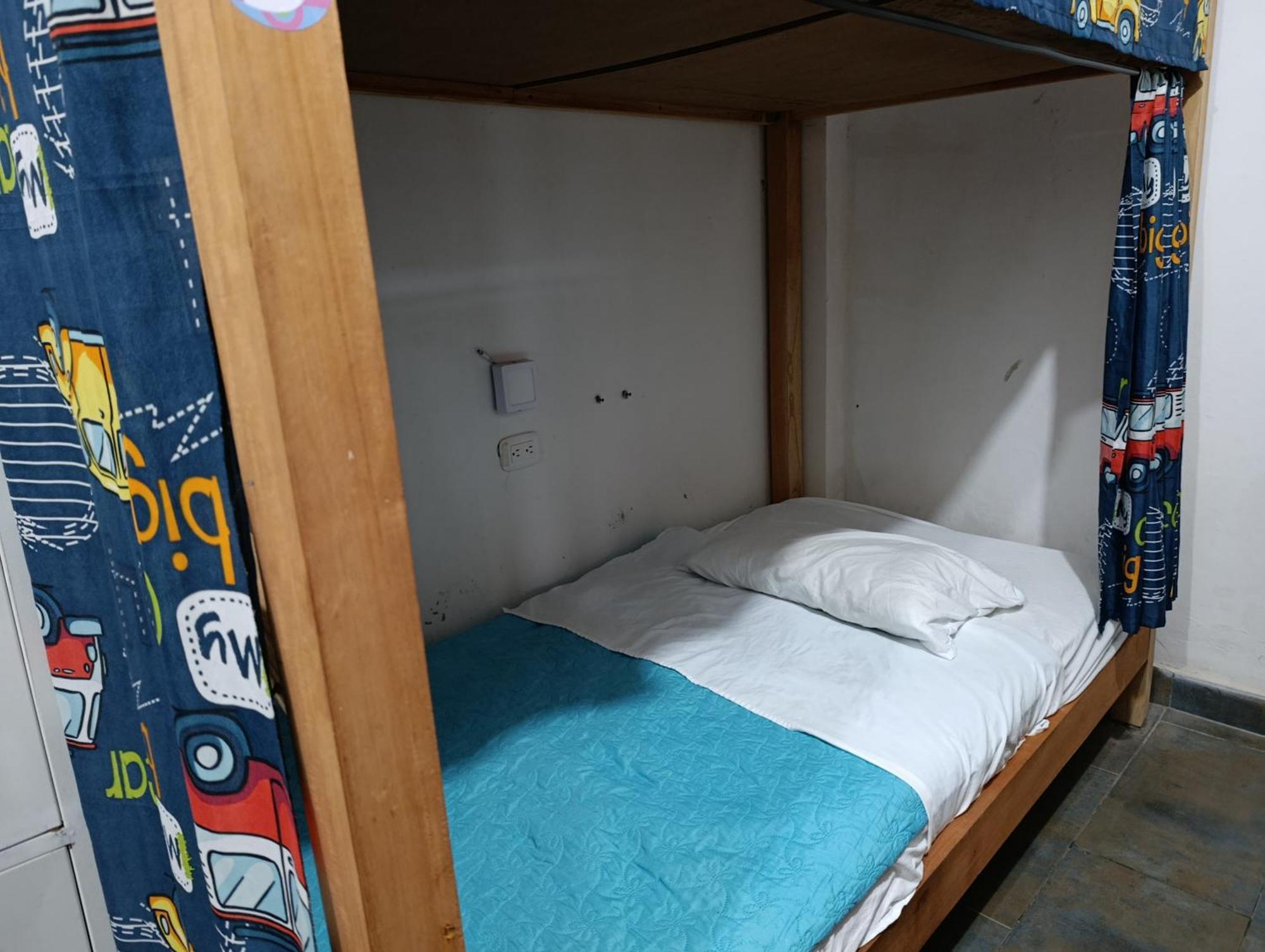 Combi, 2 Good 4 Less Hotel Salento Exterior photo